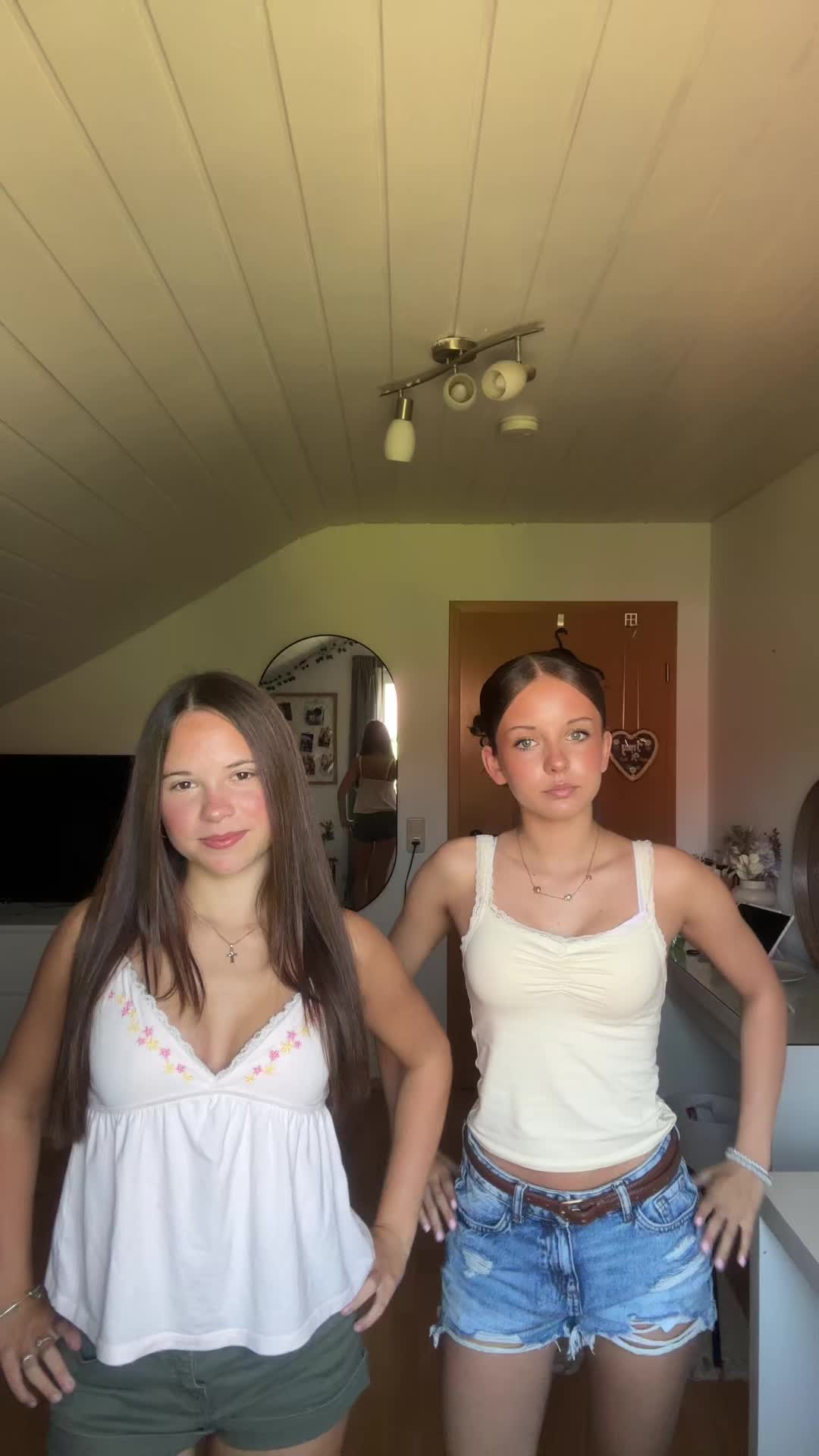 @𝐌𝐚𝐫𝐥𝐞𝐞𝐧&𝐋𝐢𝐥𝐥𝐢
