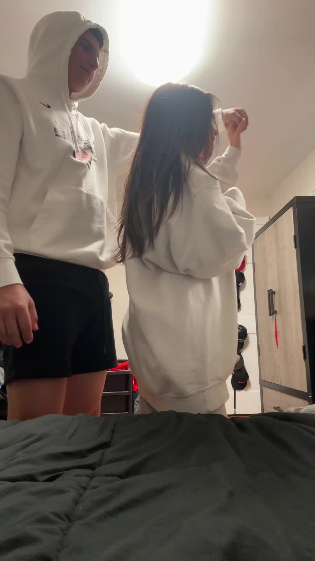 @livcollins