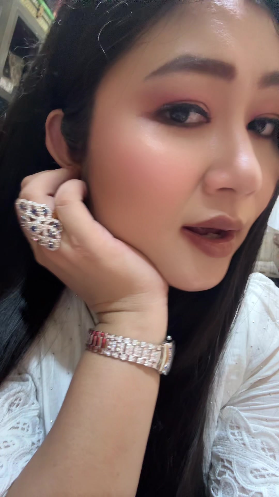 @Shwe Htet ïŁż