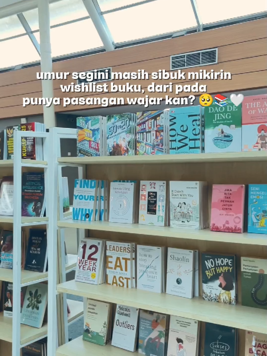 @Gramedia Kupang