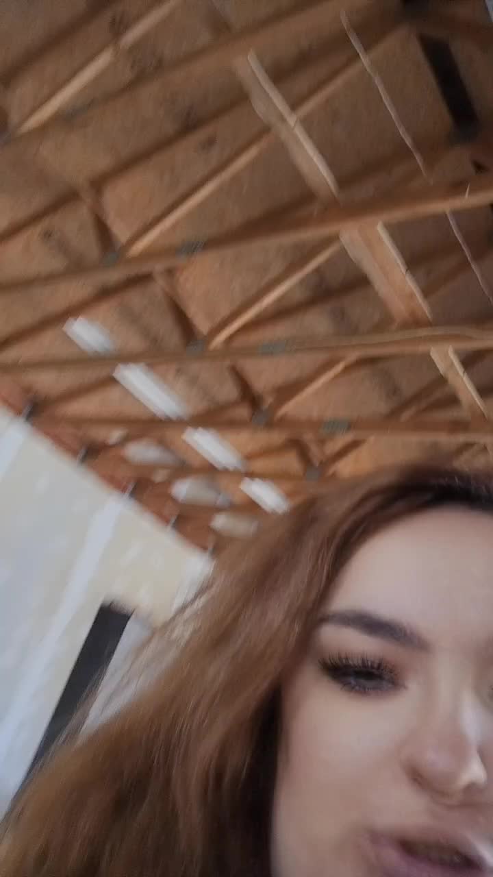 @LucyThiel.