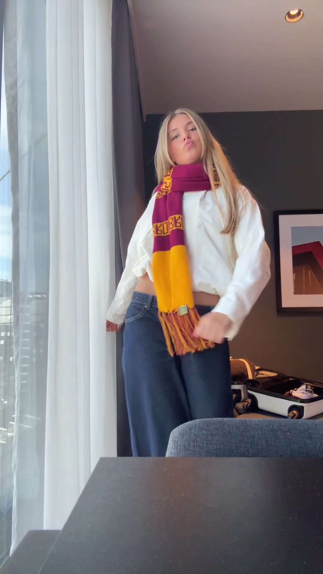 @Chloessecond