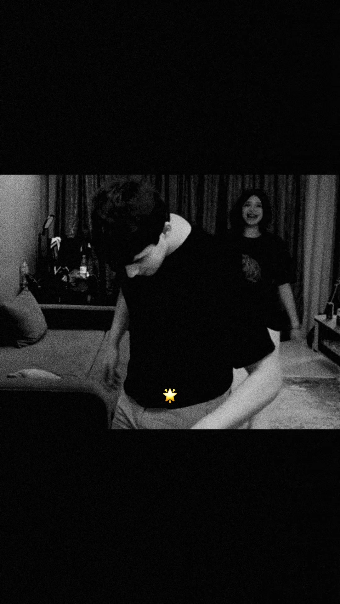 @✰