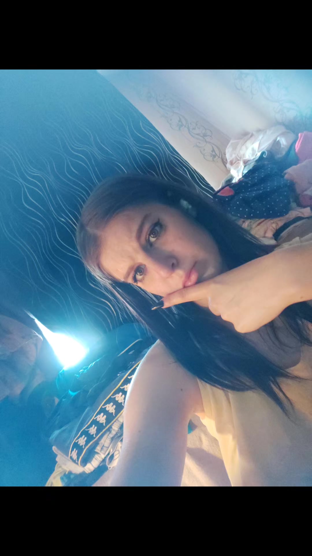 @bambola
