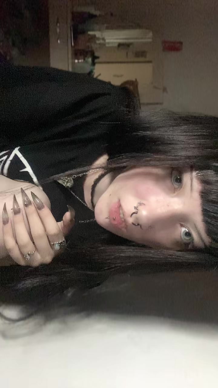 @dark.ova