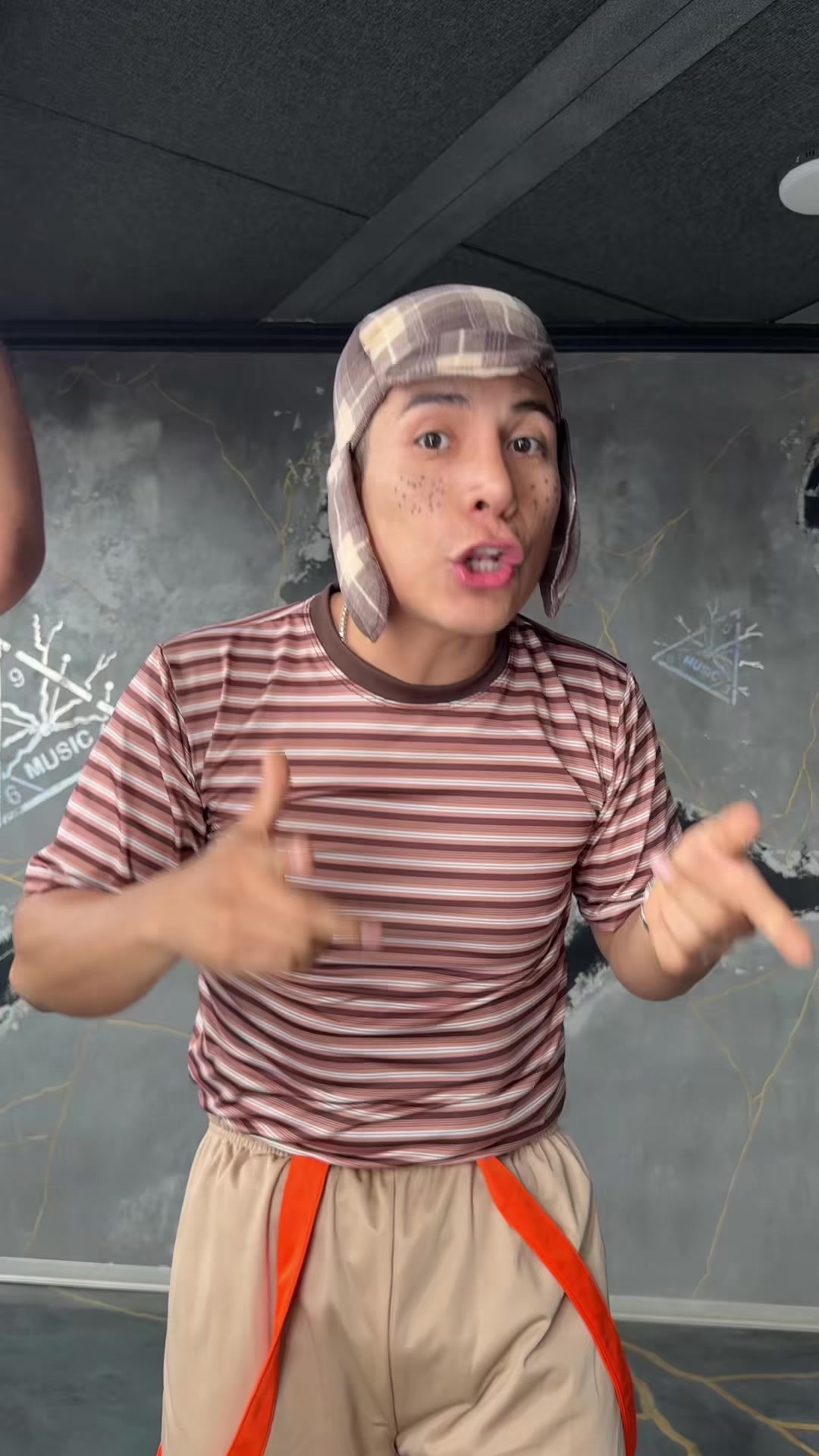 @Teny Rey