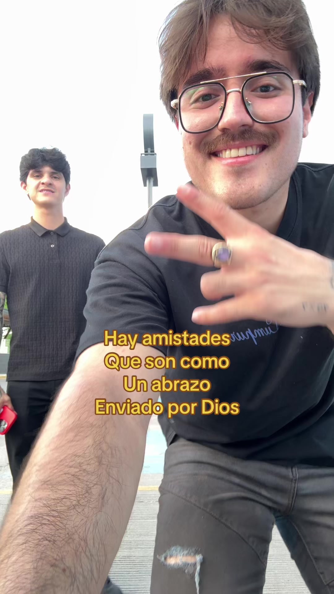 @Esquer