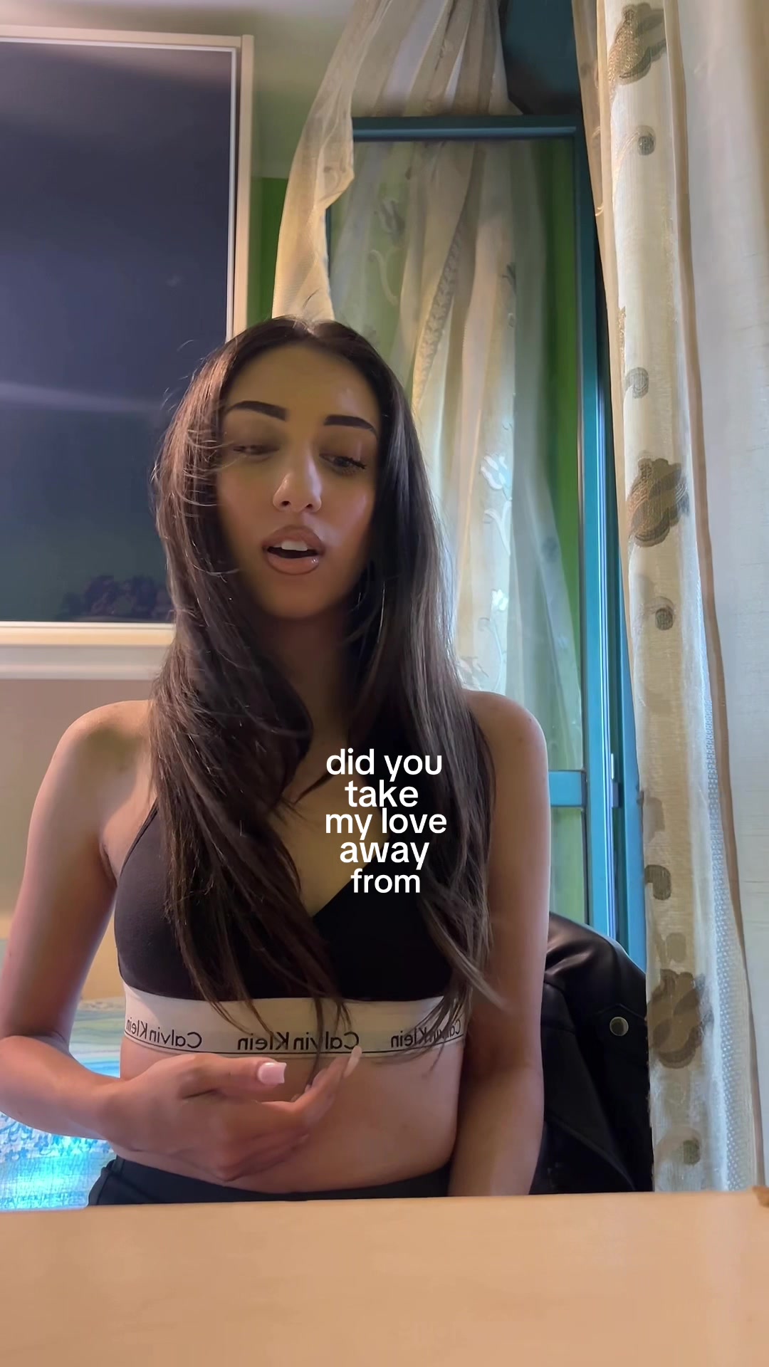 @𝓥🌙