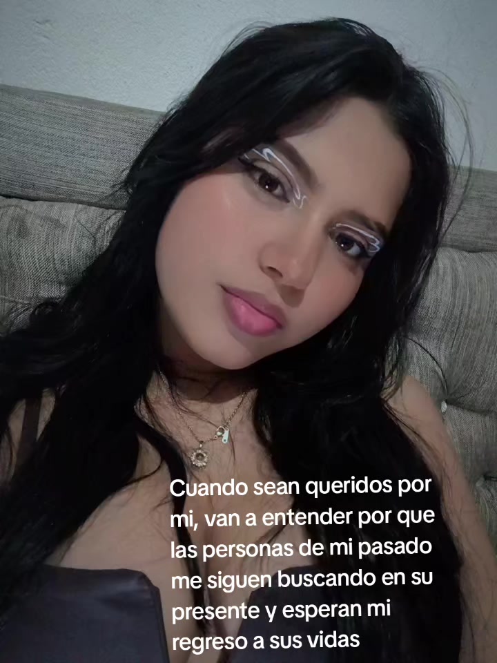 @𝒅𝒆𝒅𝒓𝒊𝒔𝒔