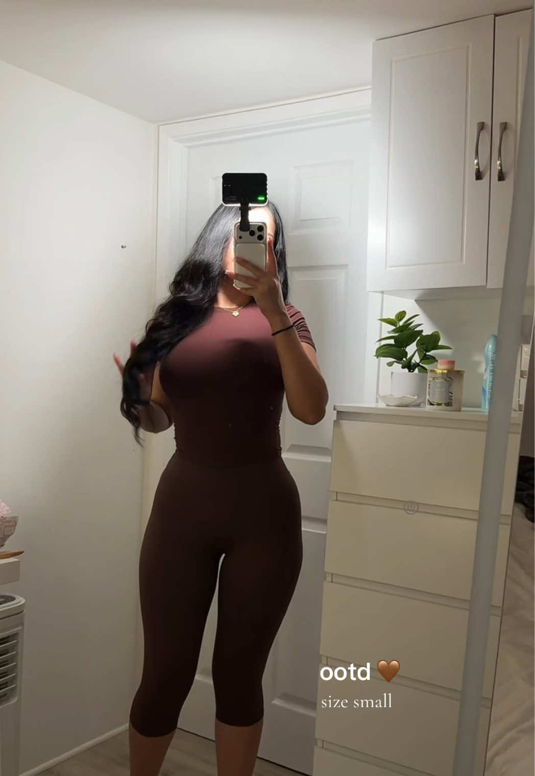 @yeleina