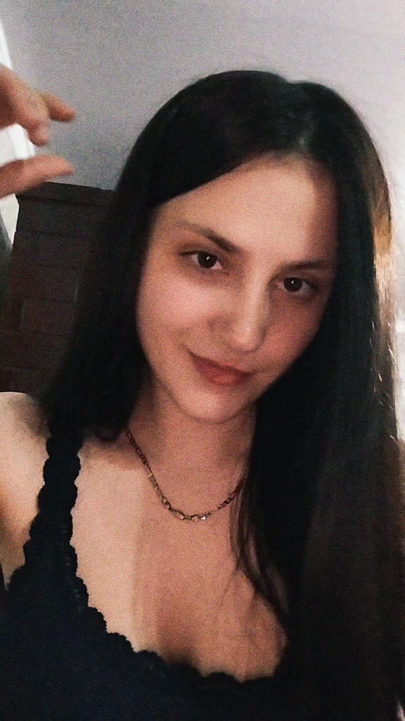 @nicoleta🫂
