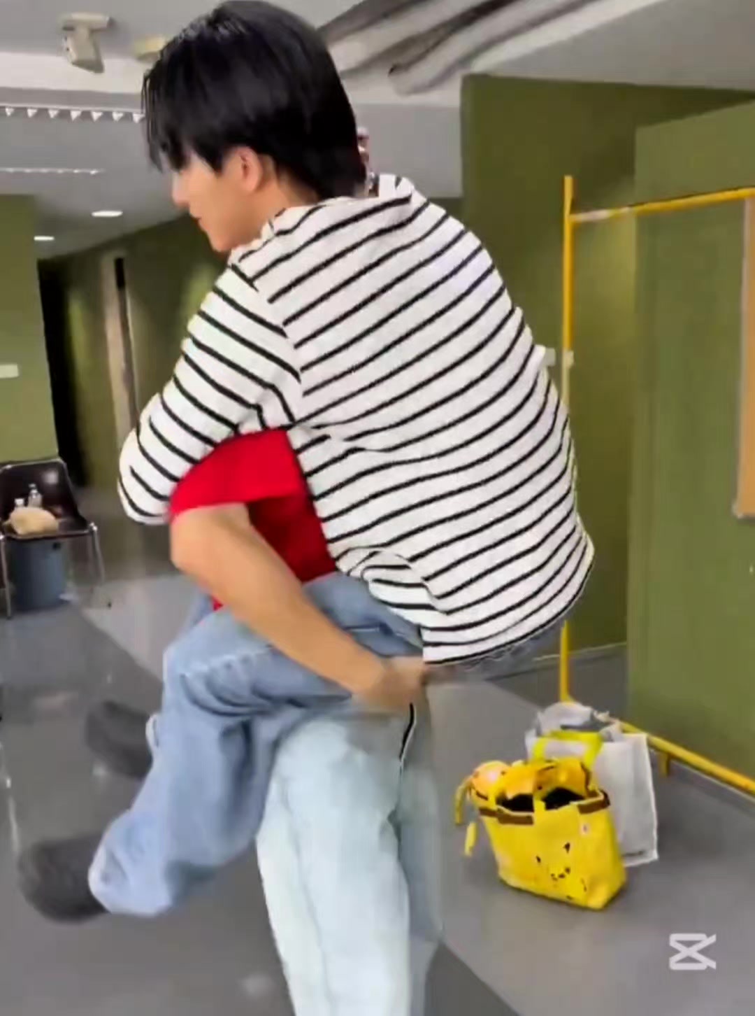 @โ
๐ต๐๐๐๐๐๐.๐๐๐๐โ