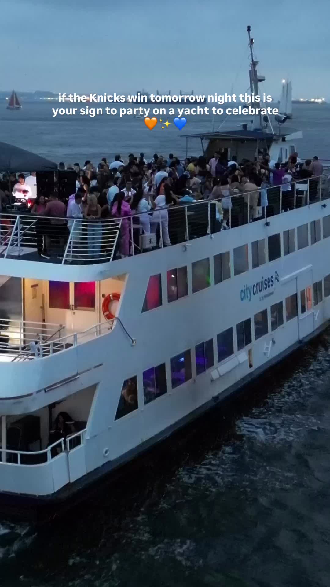 @iBoatNYC