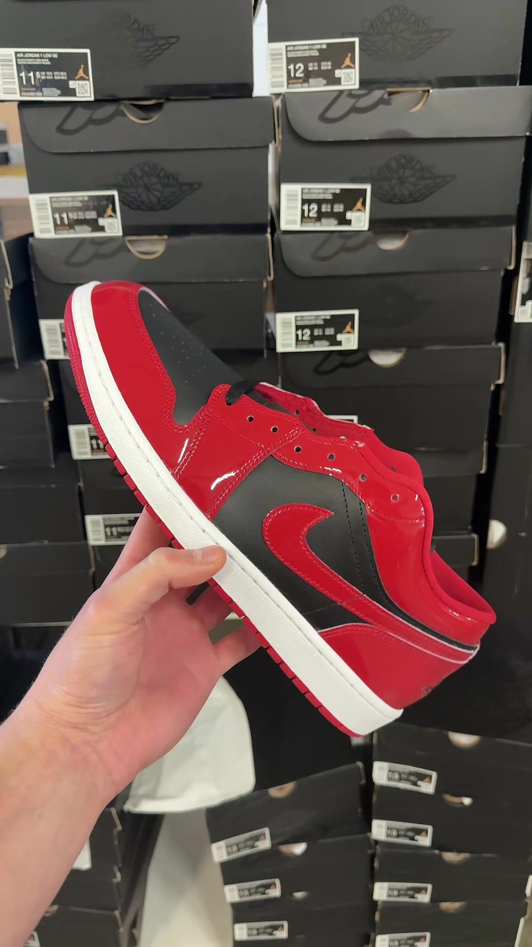 @VERIFIED SNEAKER DEALS