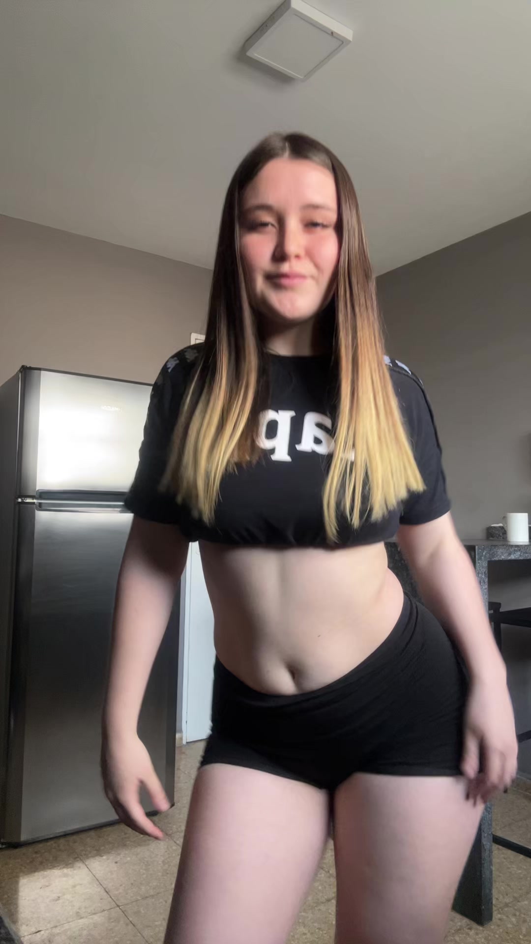 @Samii🍒