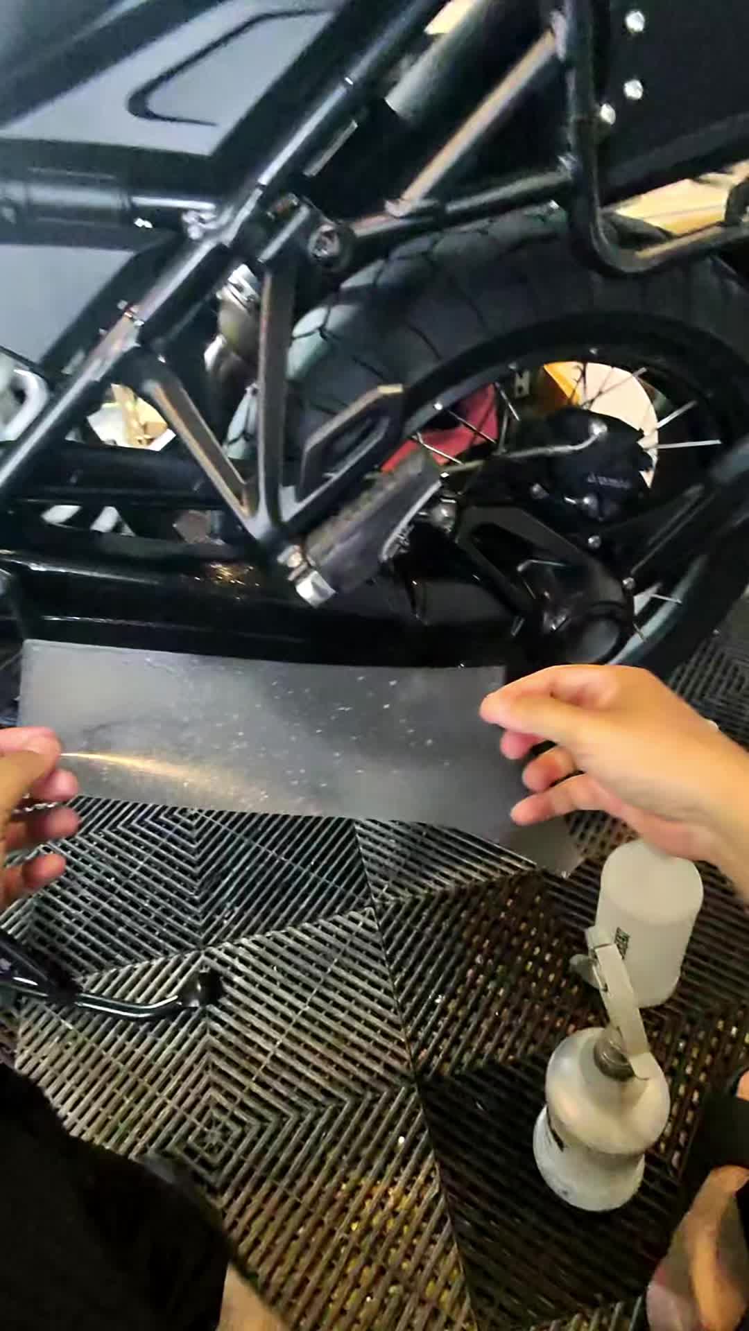 @izatg45bikespa