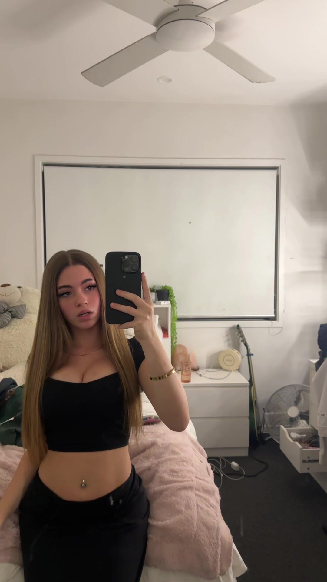 @️