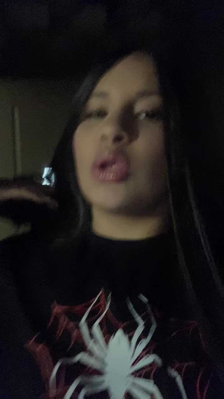 @Angieིྀ✰