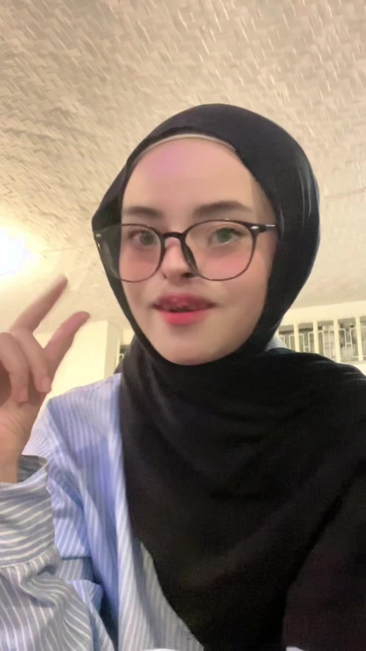 @Raaciil