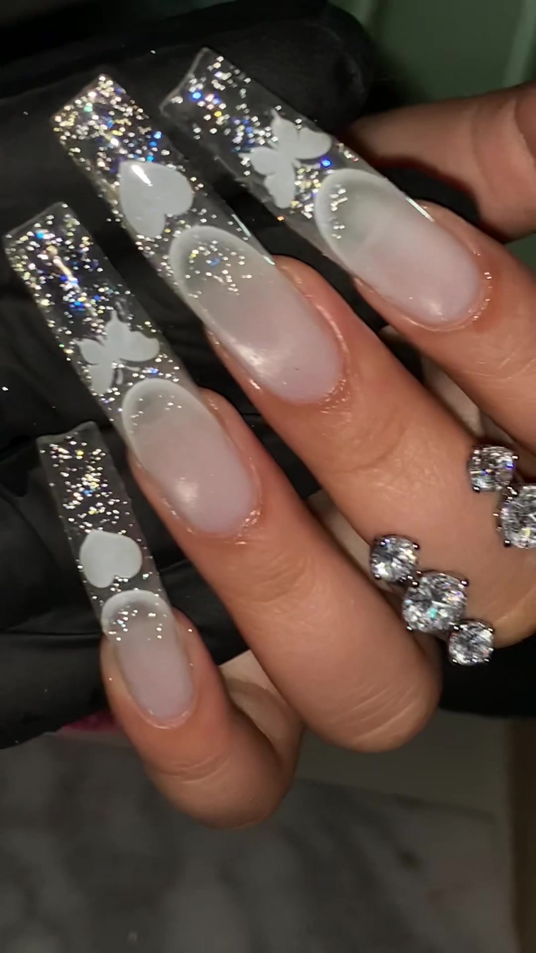 @Riya's Nails
