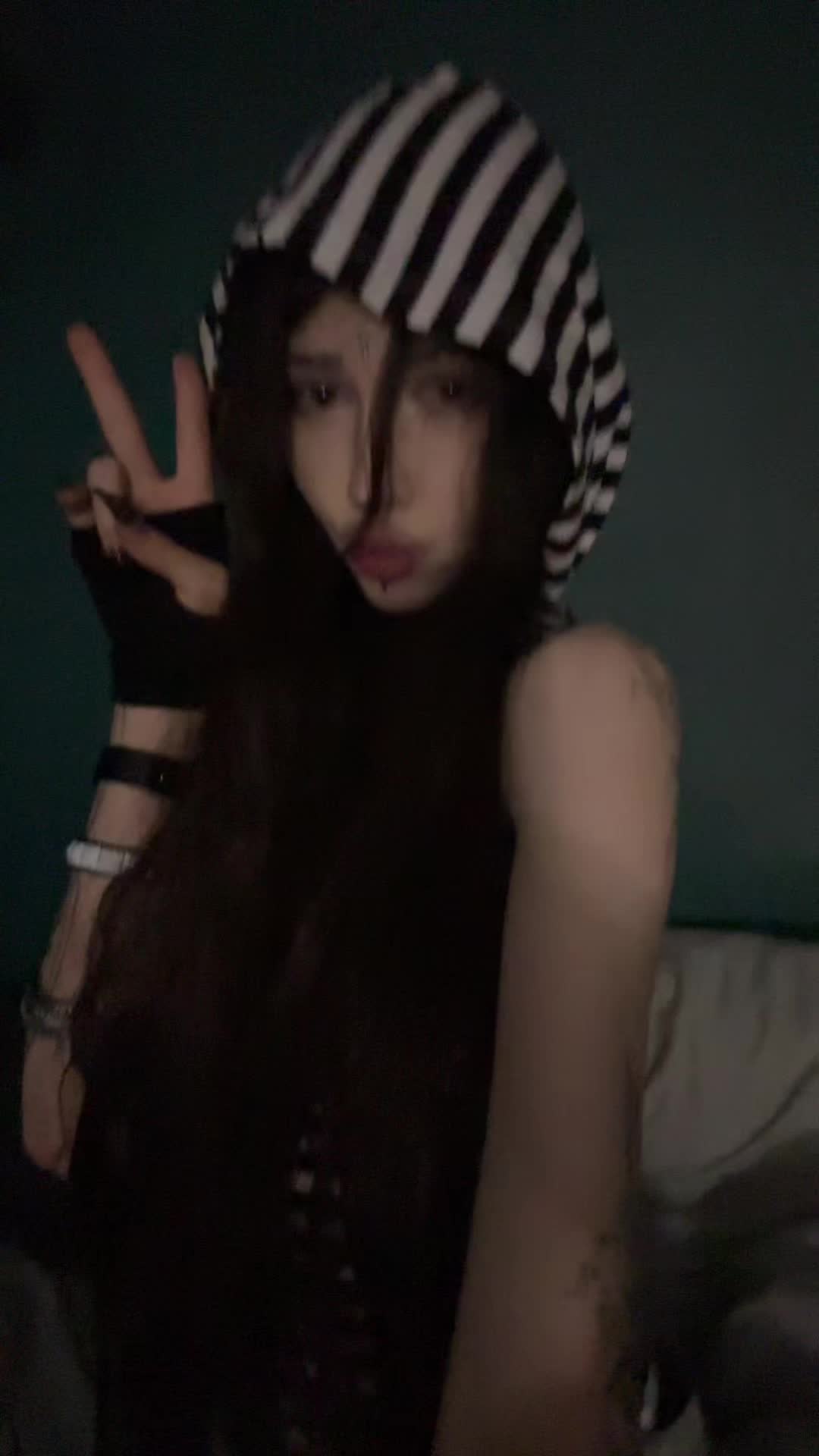 @h8telovr