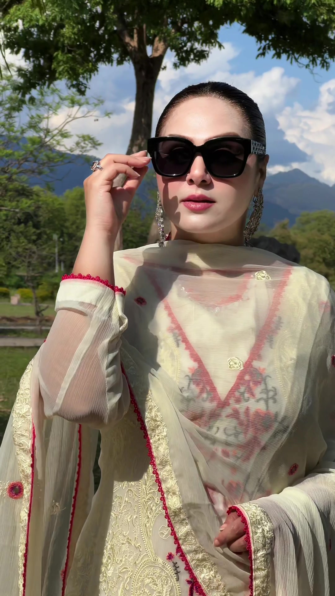 @Momina Naqvie