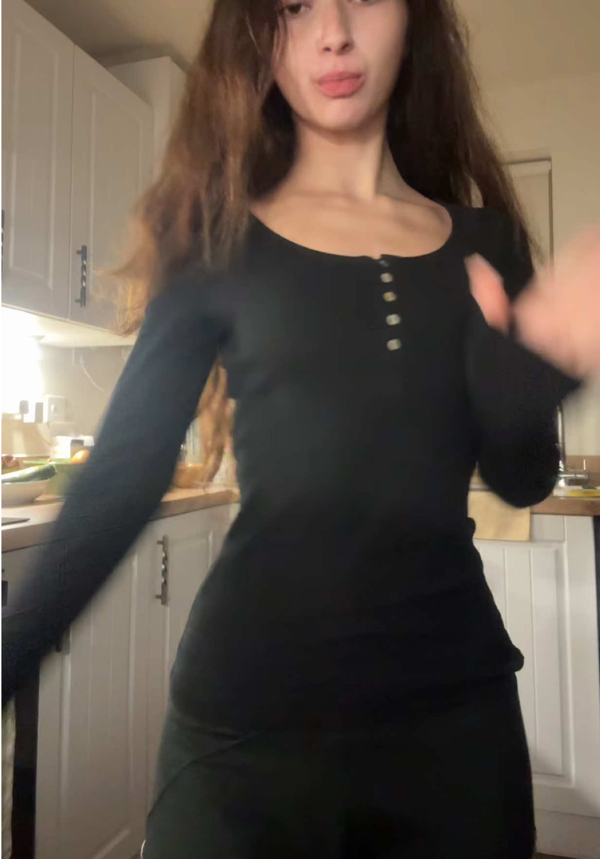 @𝐟𝐥𝐨𝐫𝐚