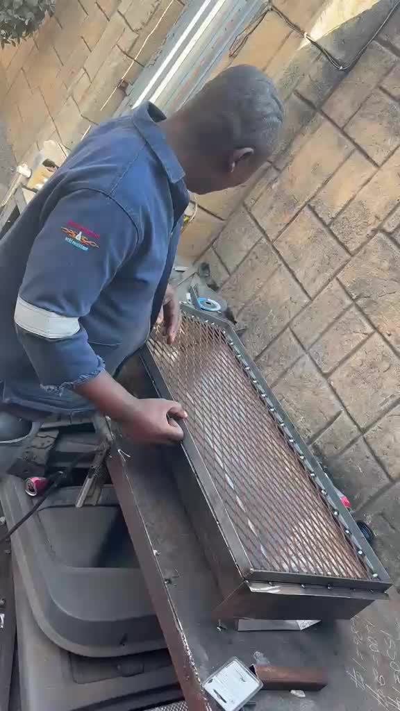 @Blackman. com