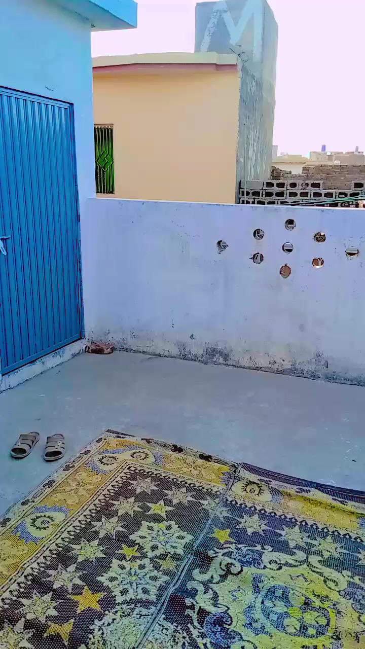 @Raja_kashi444