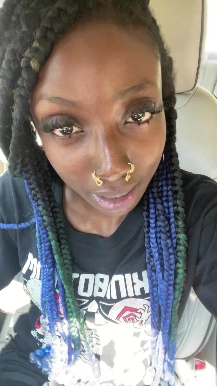 @Chocolate_cait