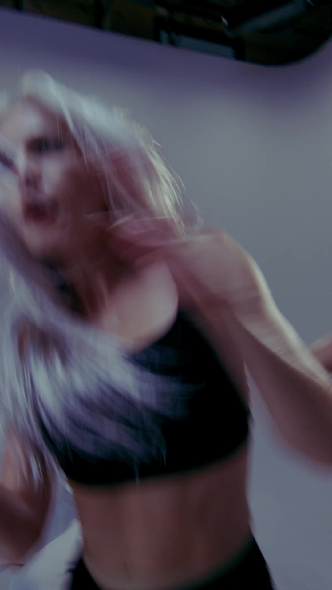 @Oliviastone