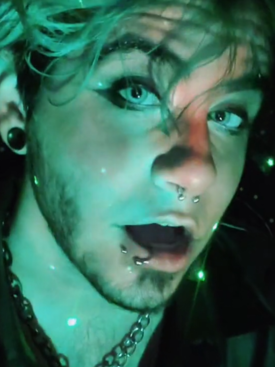 @Zackiswackk