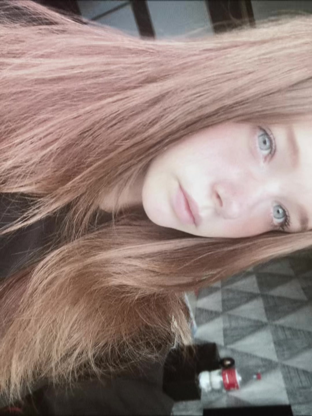 @Ella