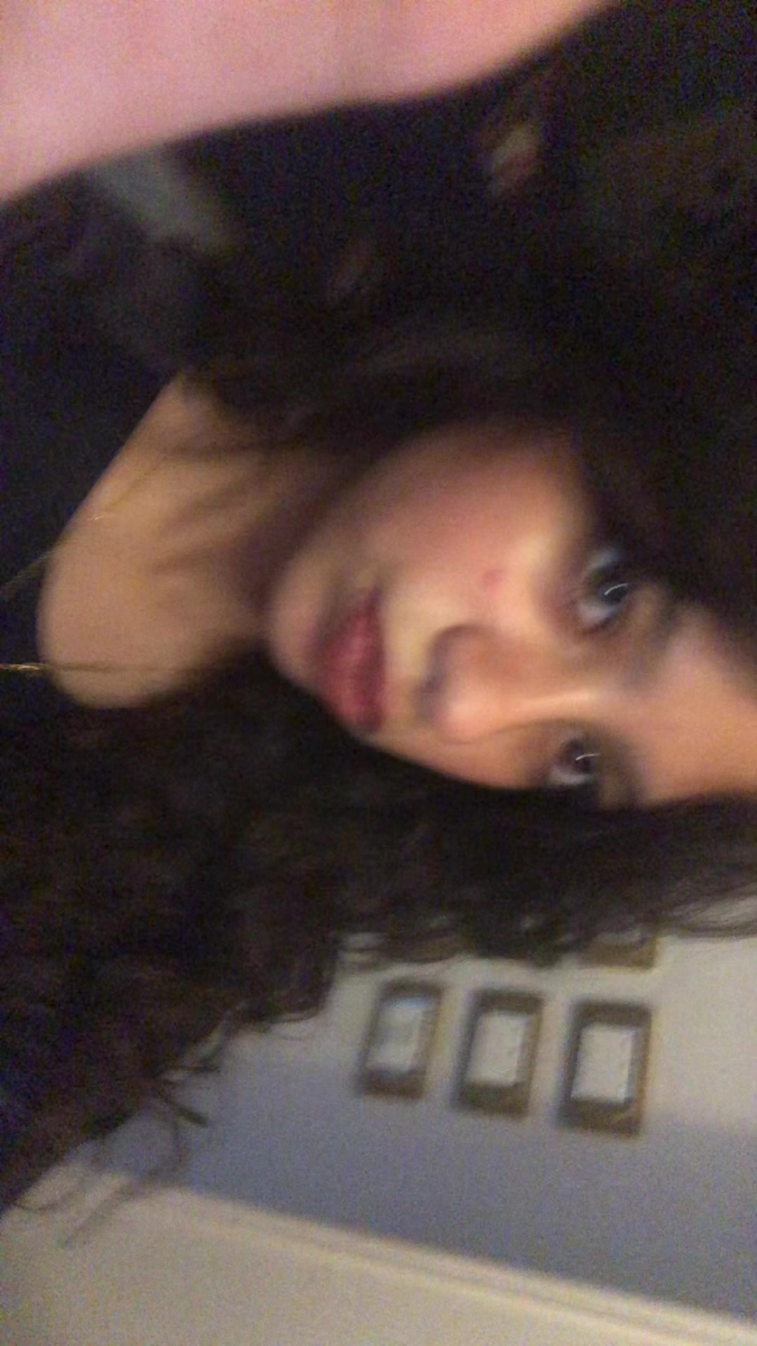 @Sam 𖣂