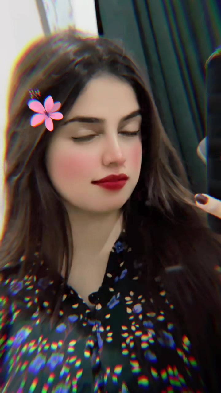 @_noreen_khan_