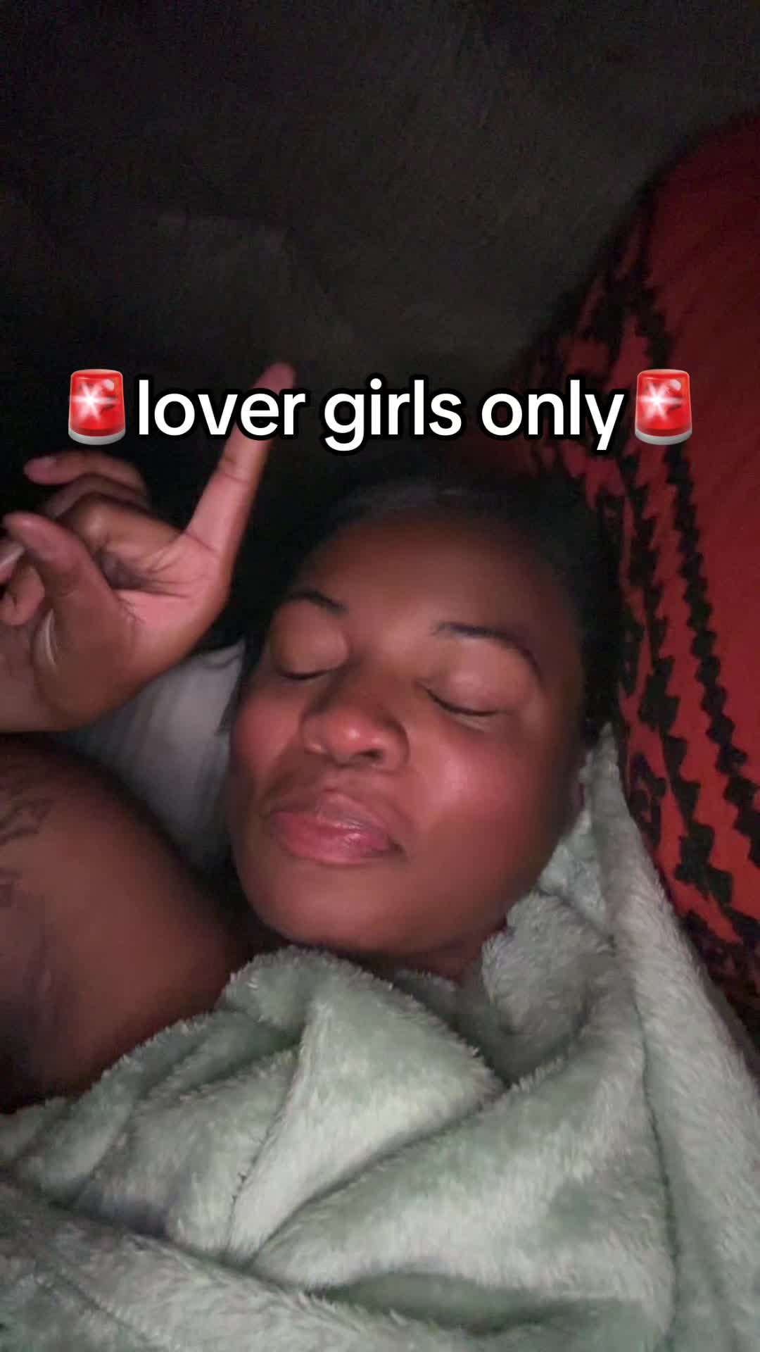 @carlneesha 🌈