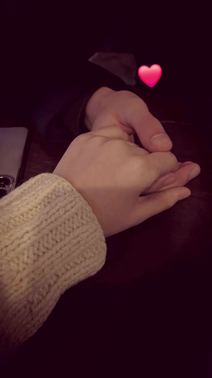 @🕊.
