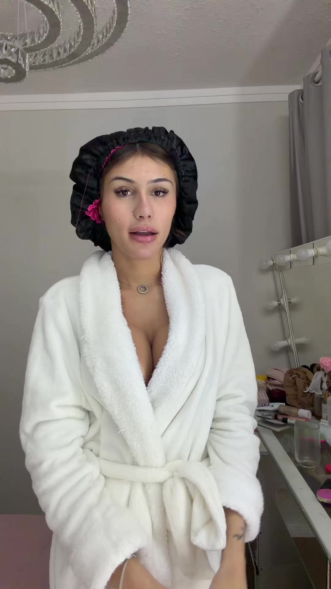 @manuellaollv