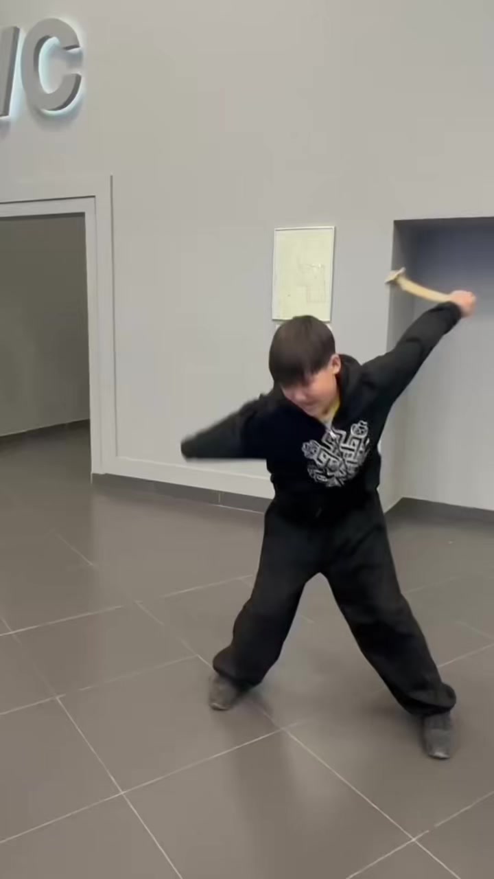 @bruklin03🇲🇳