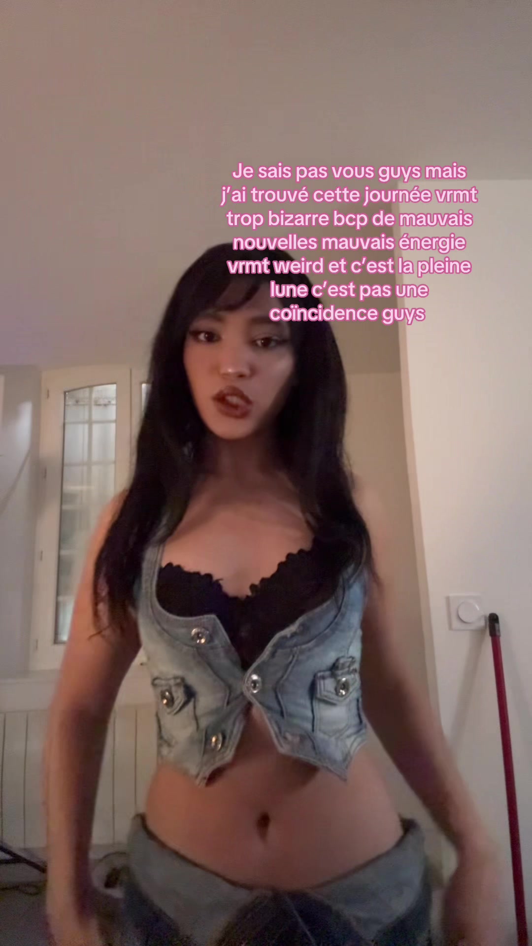 @F L O R A