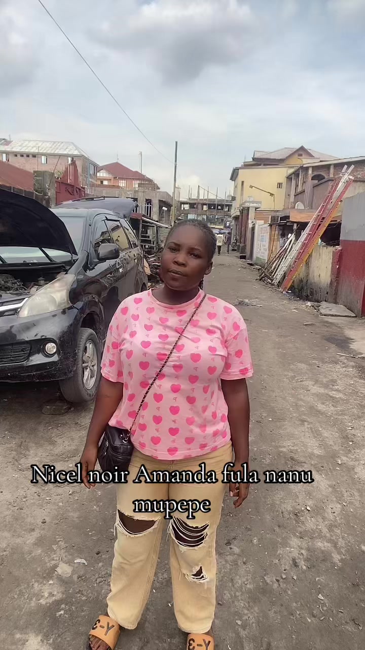 @Amanda noir ipupa💋