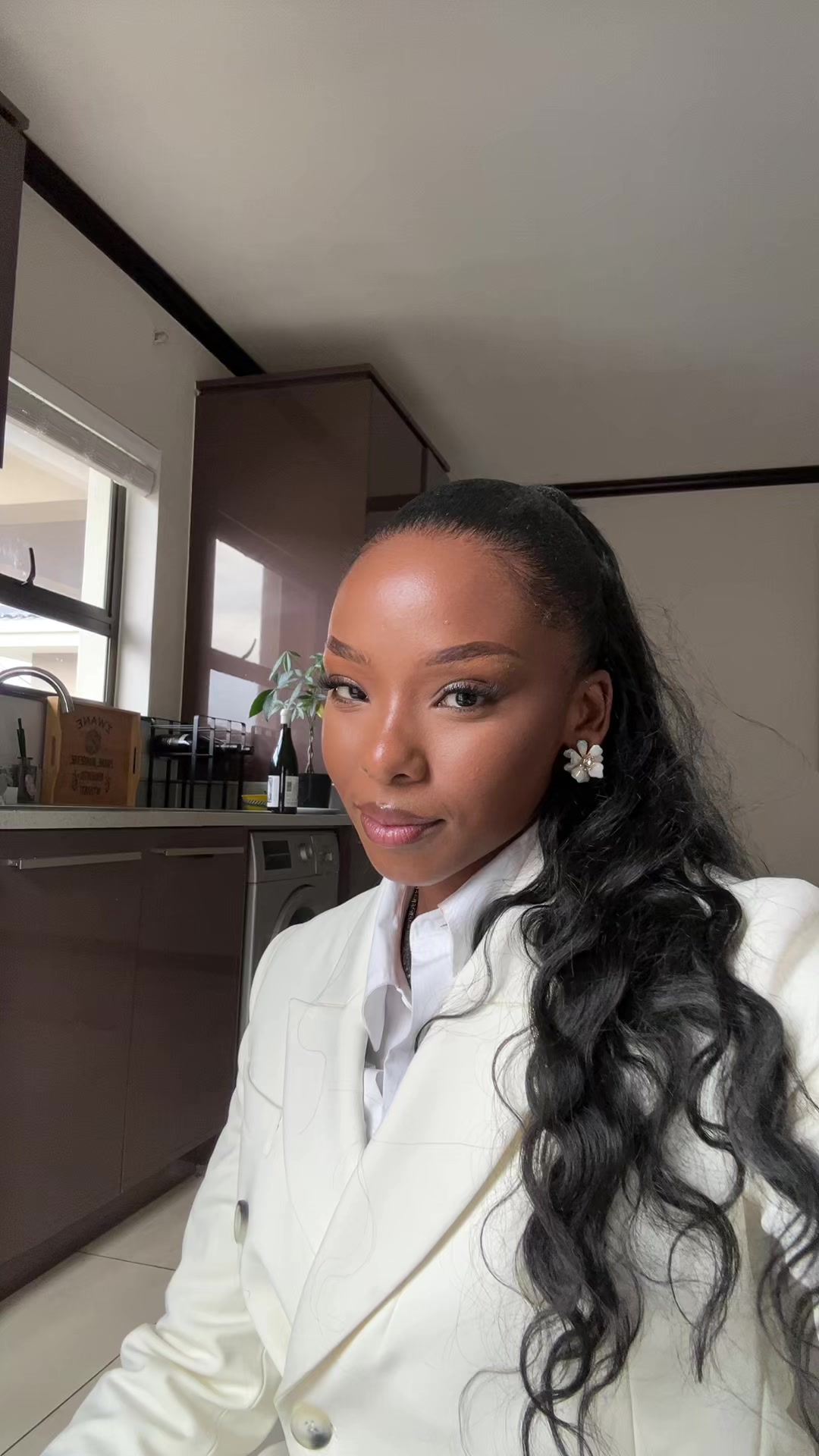 @KhanyaMzobe