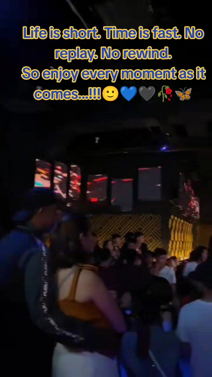 @August💙🖤