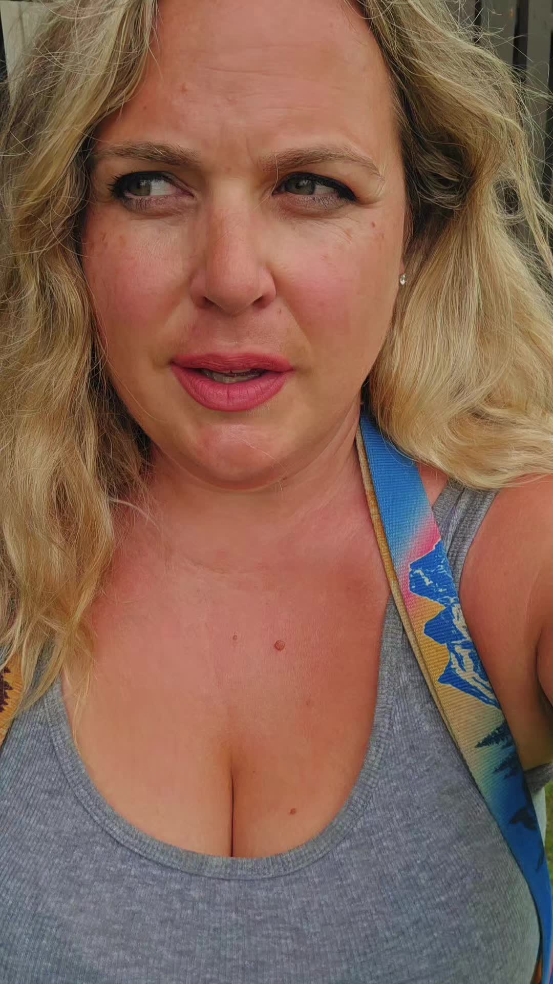 @Jane💜🇨🇦