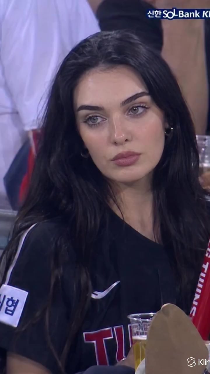 @🌼 HANDE ESCREL 💫