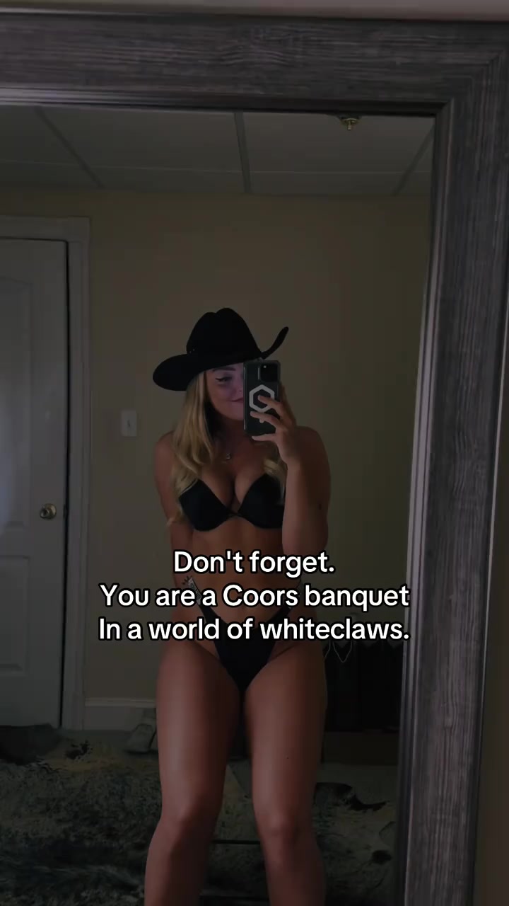 @Kansasblondii9
