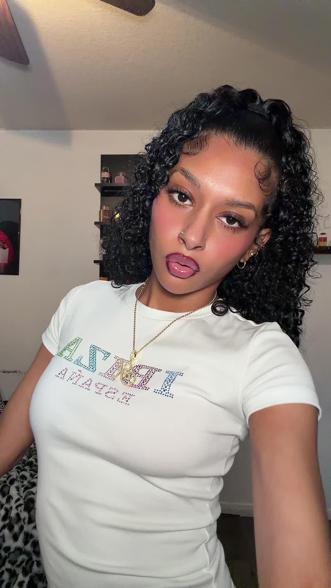 @MsTexas.