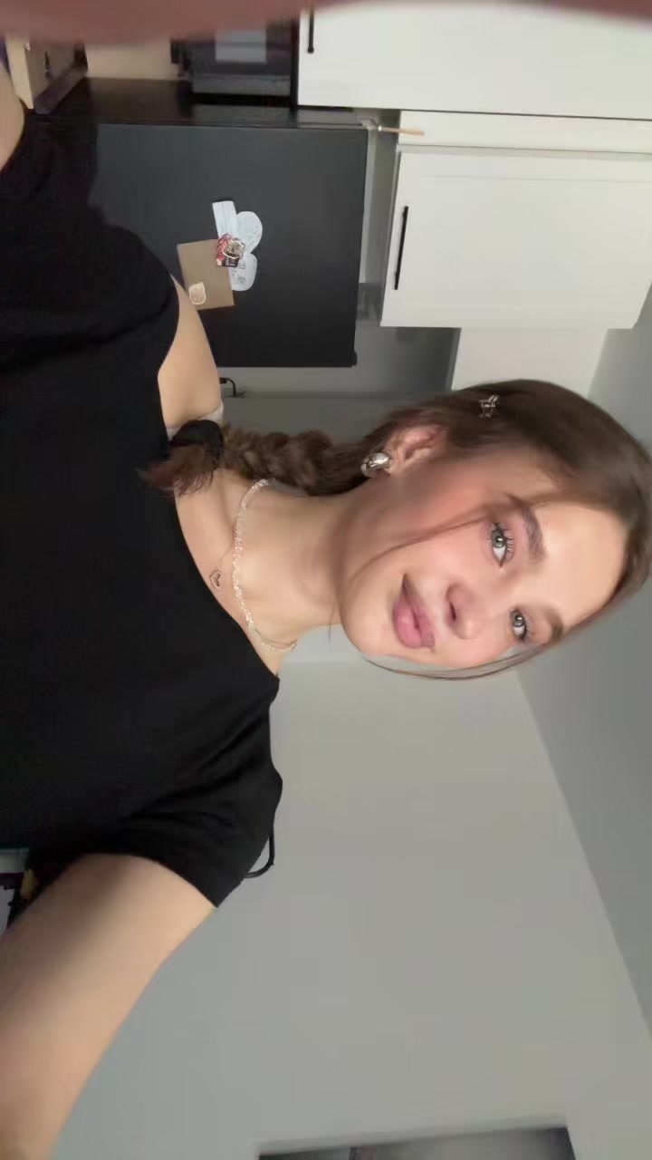 @VALENKA
