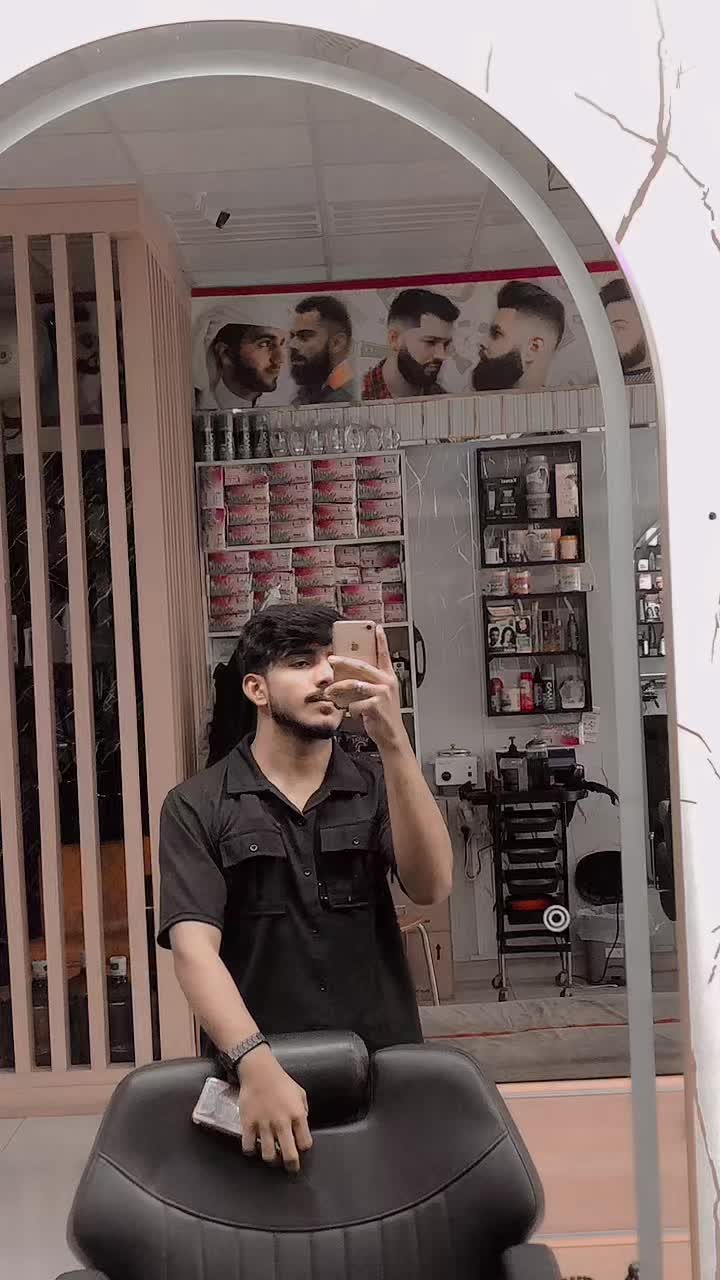 @Dani 🇵🇰🇦🇪