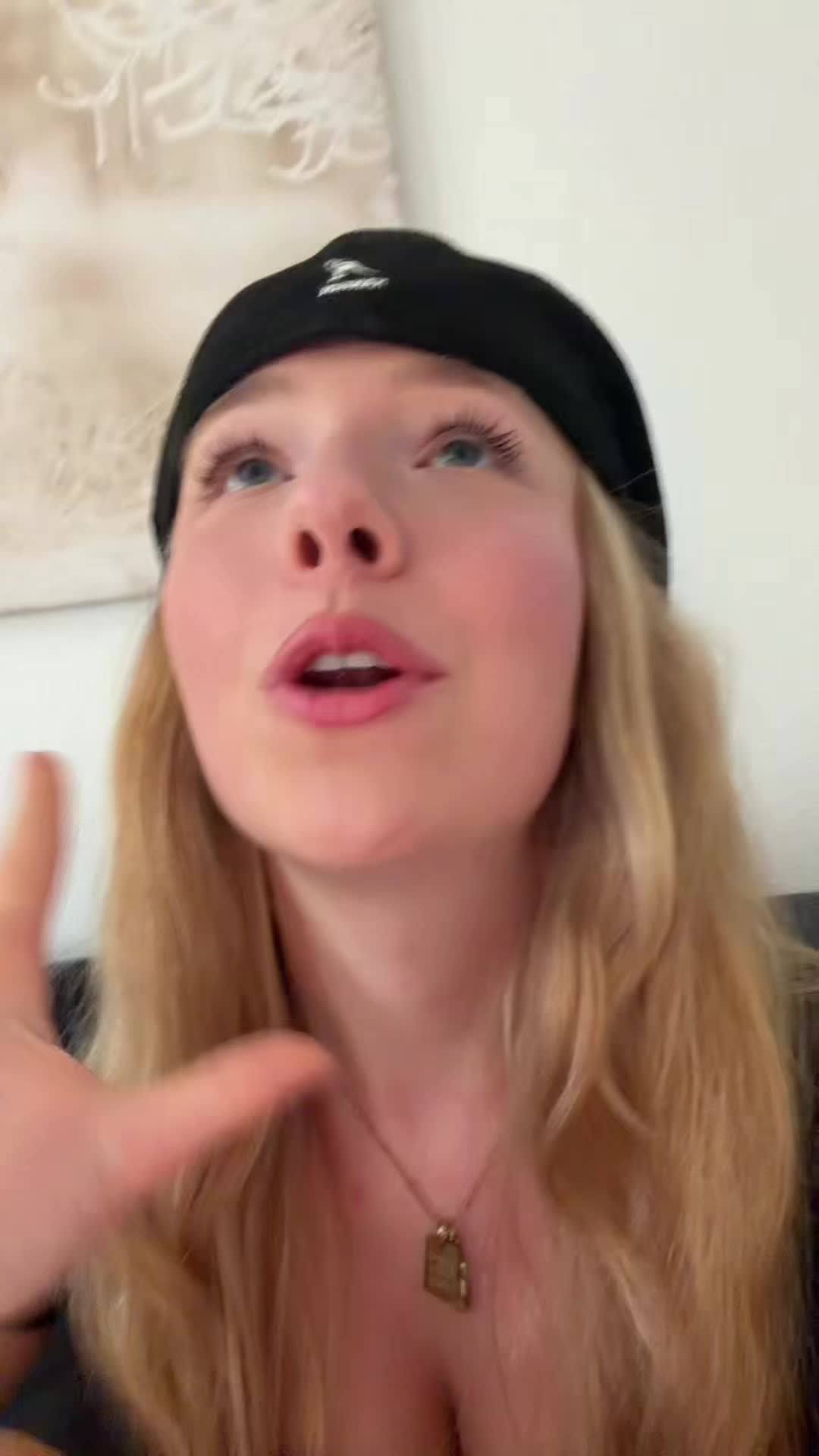 @Laura